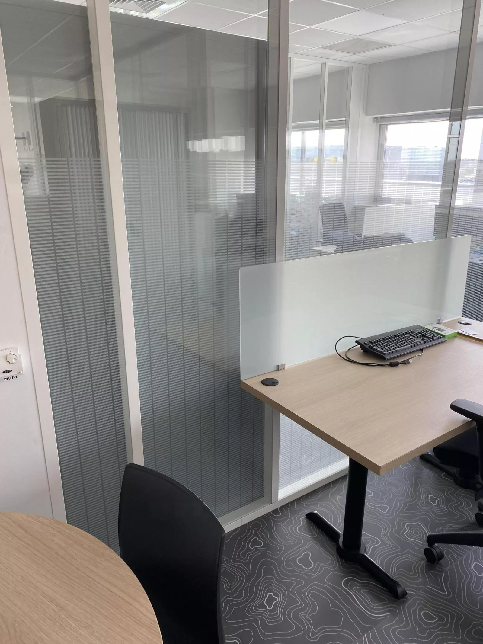 Film décoratif et confidentialité Bureaux